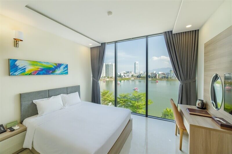 Lake View Quy Nhon Hotel - Khách sạn 3 sao Quy Nhơn