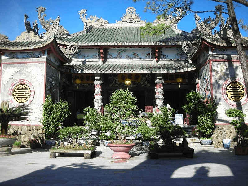 Ngôi chùa Linh Ứng Bà Nà
