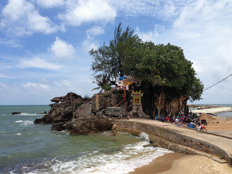 Dinh Cậu Phú Quốc – Địa điểm du lịch tâm linh nổi tiếng Đảo Ngọc