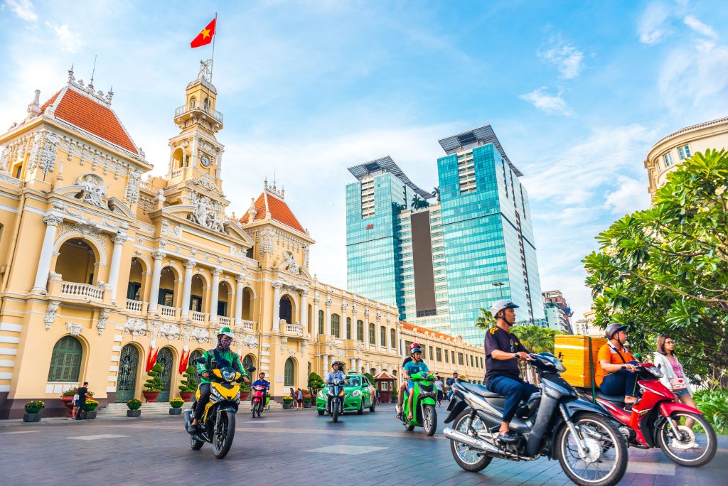 Một trong những địa điểm nổi tiếng của Việt Nam là thành phố Hồ Chí Minh 