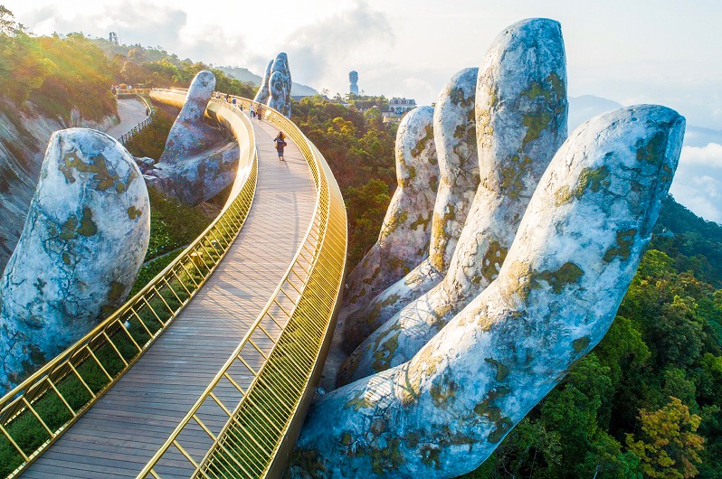 Cầu Vàng – kiến ​​trúc tuyệt vời ở Đà Nẵng