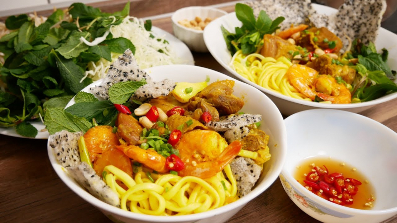 Mì Quảng là một trong những món ăn ngon nhất Việt Nam được nhiều du khách yêu thích