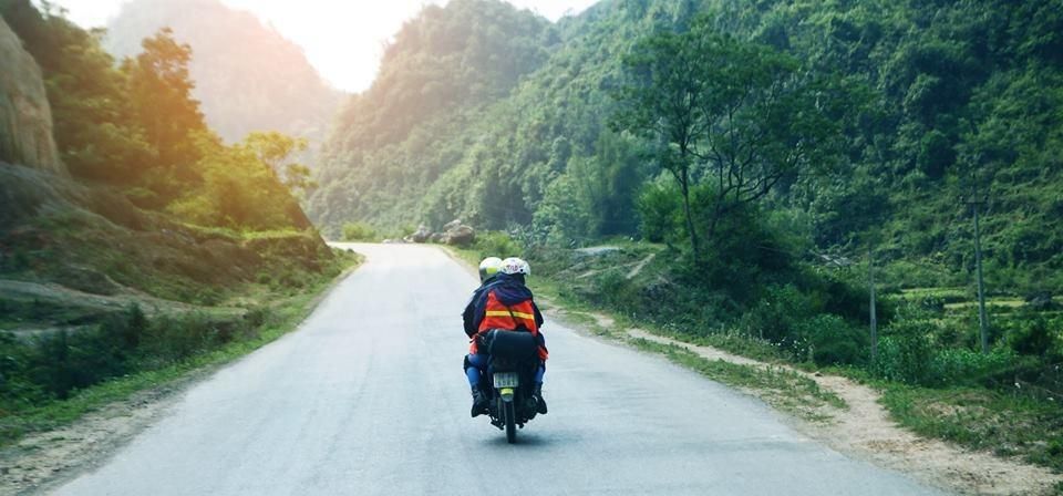 Du lịch Lào Cai bằng xe máy được nhiều người trẻ yêu thích