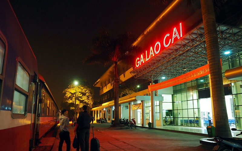 Ga Lào Cai - nơi tham quan và mua sắm có quy mô lớn