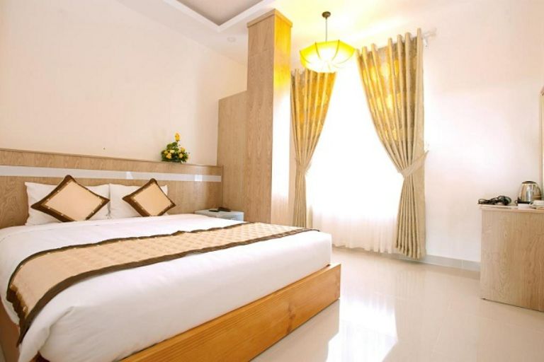 Isana Hotel - khách sạn 3 sao tiện nghi, dịch vụ tốt