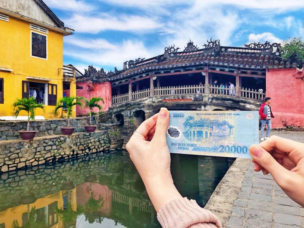 Hình ảnh chùa Cầu trên tờ tiền polymer Việt Nam 
