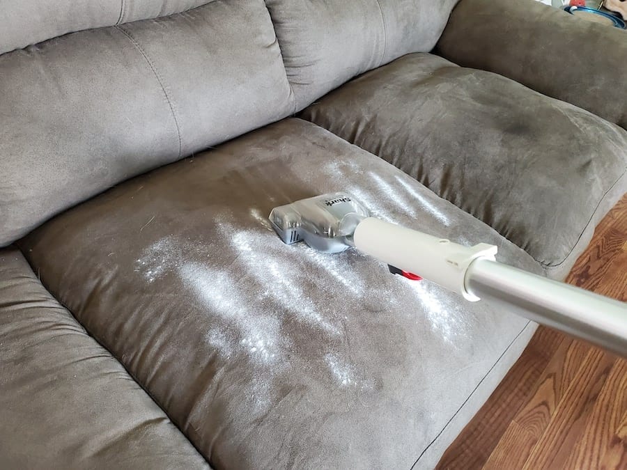 Cách giặt ghế sofa bằng baking soda hiệu quả, nhanh chóng tại nhà
