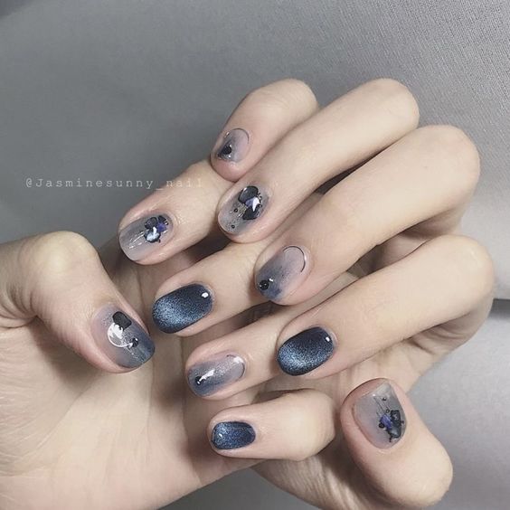 Mẫu nail mắt mèo kim cương đen cho cô nàng cá tính và huyền bí