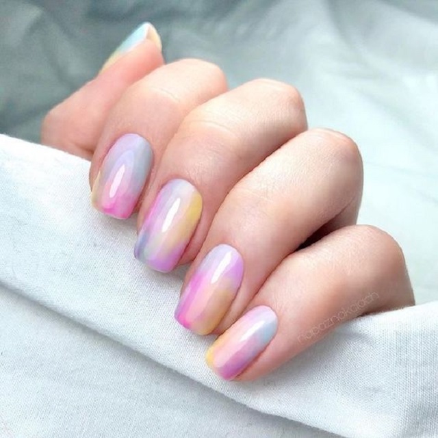 Nail gradient ngọt ngào