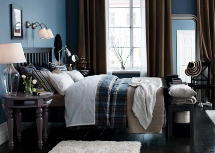 Phòng ngủ xanh navy đậm cùng nội thất phong cách cổ điển (Nguồn: Internet)