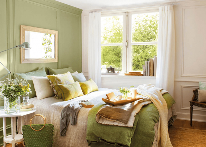 Mẫu 8: Phòng ngủ màu xanh lá phong cách vintage với nội thất đơn giản, mộc mạc.