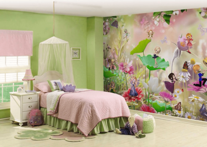 Mẫu 9: Mẫu thiết kế phòng ngủ xanh lá cây cho bé gái kết hợp tone màu hồng nữ tính và tường 3D thiên thần đáng yêu.
