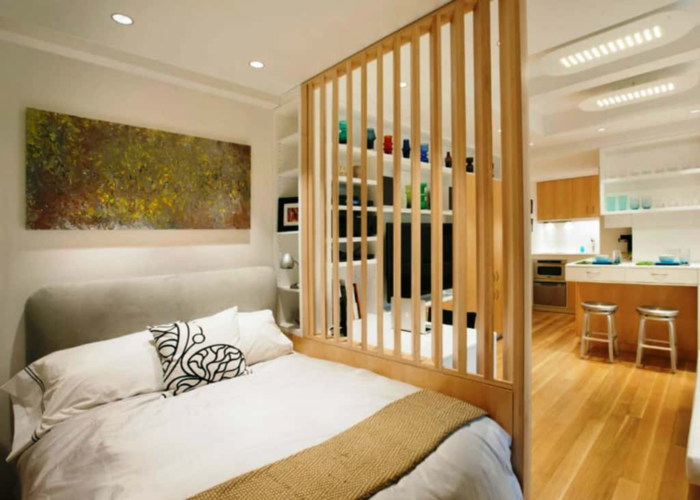 Vách ngăn phòng ngủ bằng gỗ công nghiệp phân cách giữa phòng ngủ với phòng bếp
