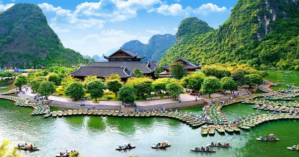 Family Vietnam tours - Ninh Binh - Cuc Phuong National Park