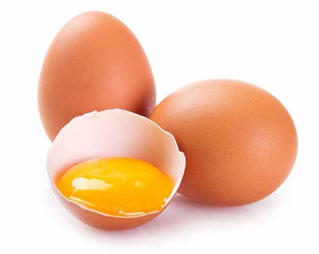 Dưỡng chất có trong trứng gà tốt cho mái tóc.