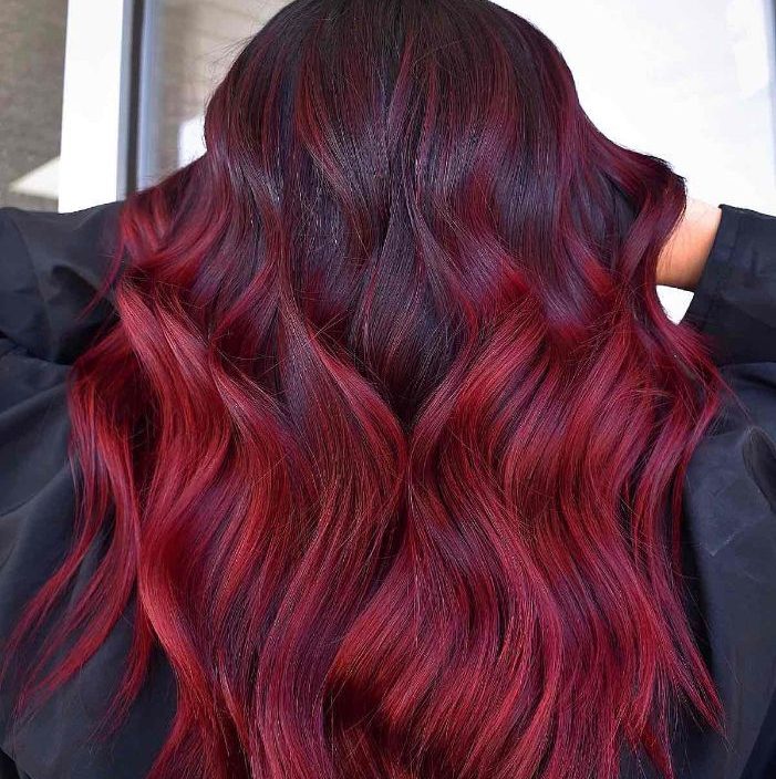 Nhuộm tóc balayage đỏ quyến rũ