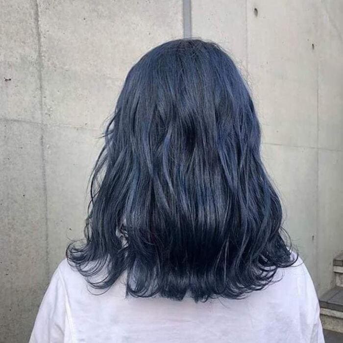 Nhuộm tóc màu xanh khói đen
